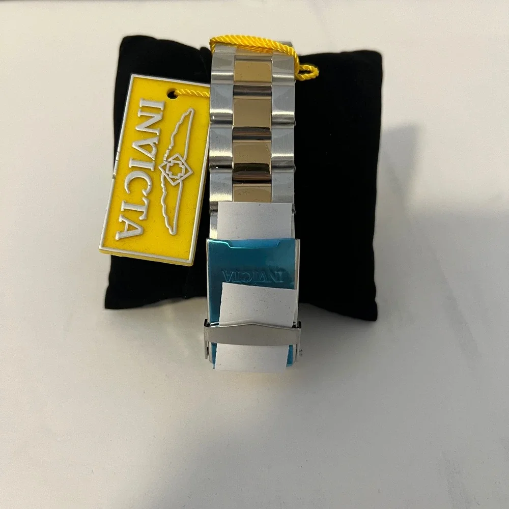 Invicta pro diver